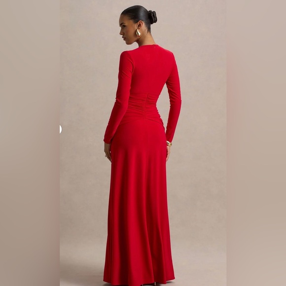 Club London ESTRELLA Red High-Neck Maxi Dress With Ruched Detailing - Picture 2 of 16